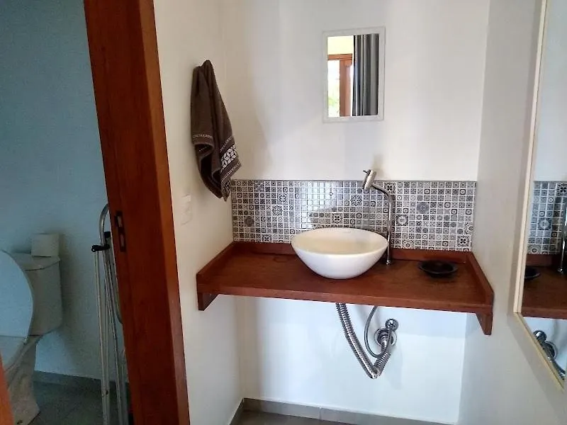 Guest house Recanto Das Amendoeiras Guarda do Embau Brazil